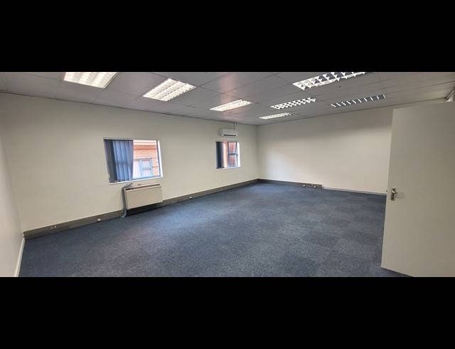 585M² OFFICE TO LET IN NELSPRUIT CENTRAL